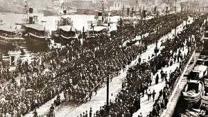 İşgal ve devrim - İstanbul (1918 – 1923) ve Petrograd (1917-1919)